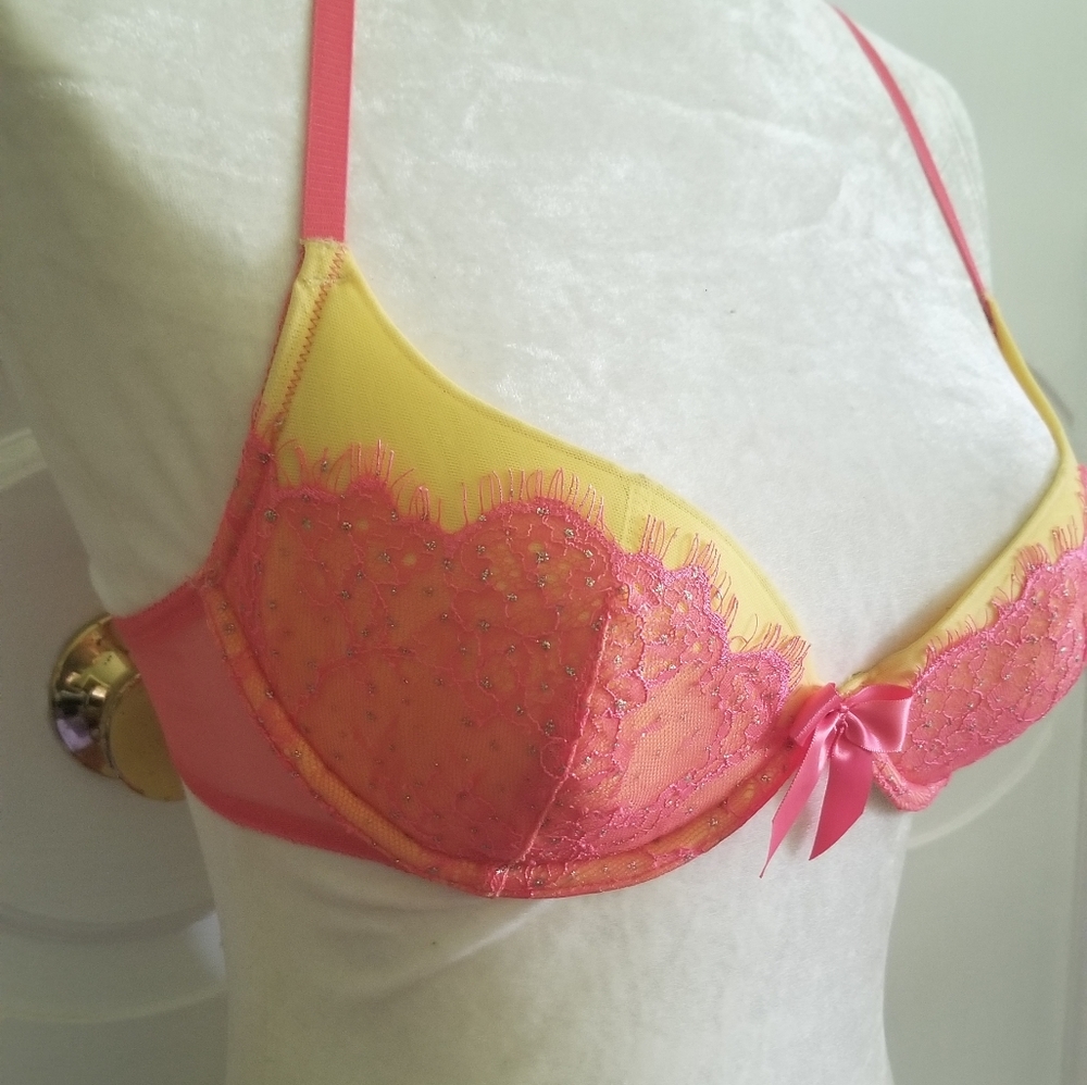 Victoria Secret "Sexy Little Thing" Bra